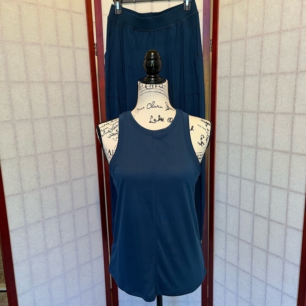 Jogger Set - Top & Bottom - NWT